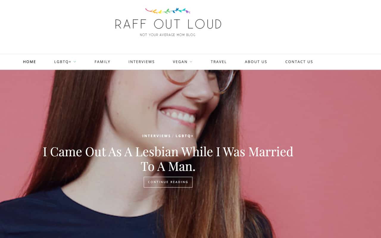 This Is Not Your Average Mom Blog – Twins Mommy is About.... - Twins Mommy